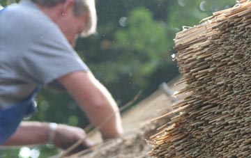 professional Ceann A Muigh Chuil thatchers